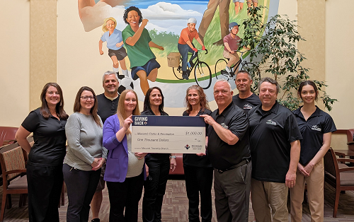 Macomb Giving Back
